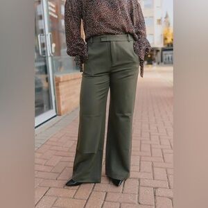 Steve Madden Black Wide Leg pant - M